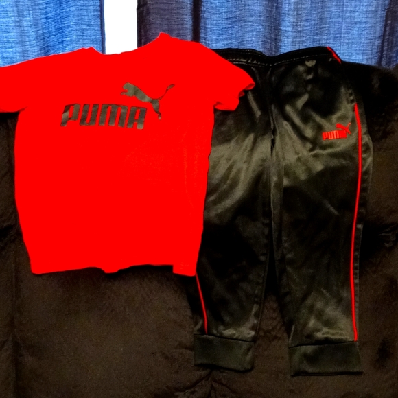 Puma Other - ❤🖤PUMA SHIRT WITH JOGGER PANTS❤️🖤